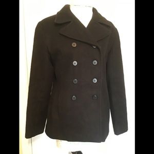 BLACK DOUBLE BREASTED PEA COAT.